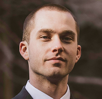 Thomas Whitfield handelsanalist portret crypto marktexpert